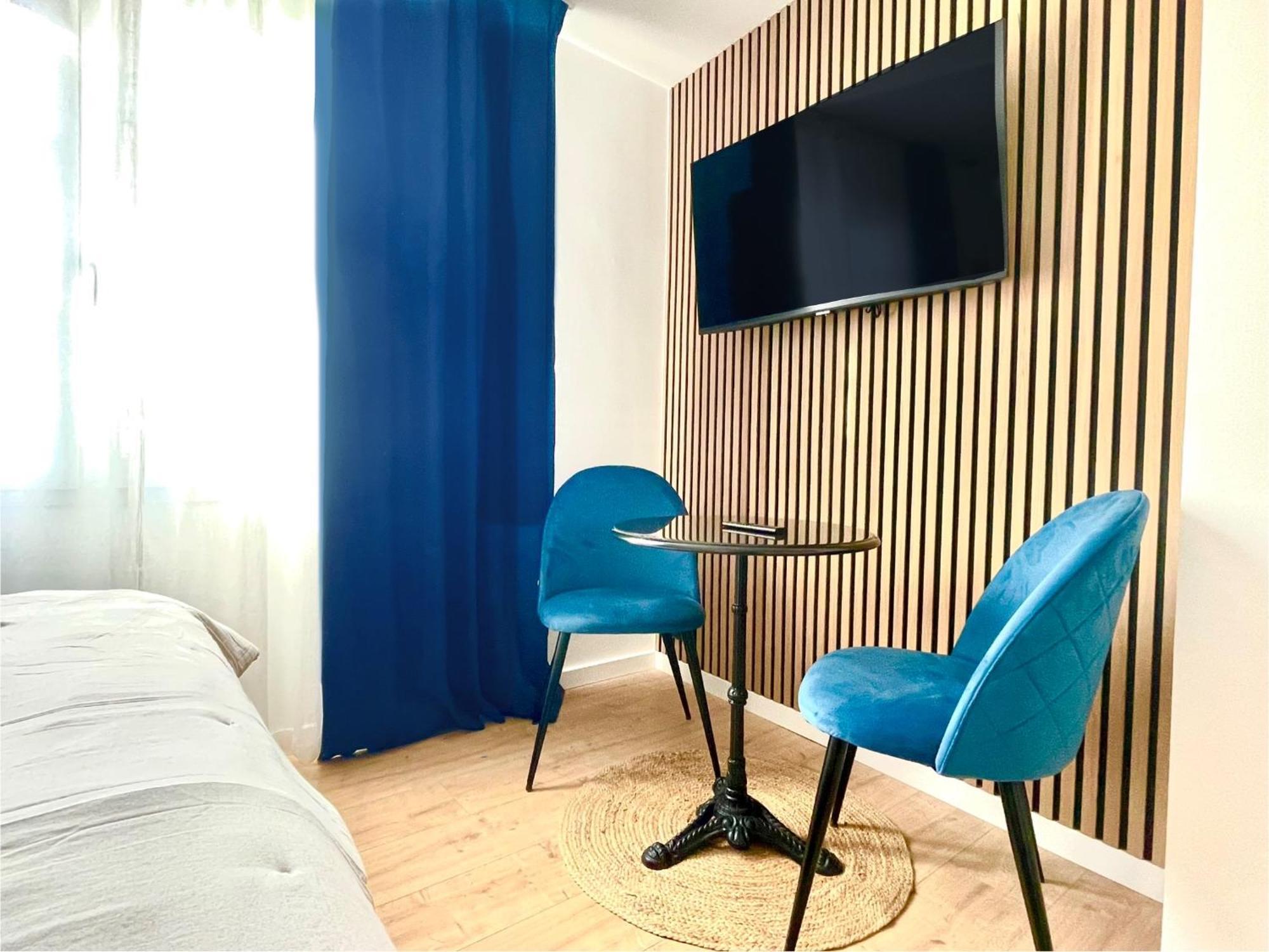 Sous Le Chene Bleu - Appartement Cosy Au Coeur De Digione Esterno foto